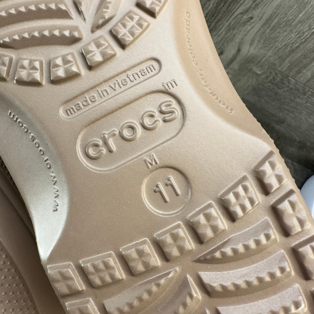 Crocs Classic Clog Tan Men 11 Slip On Water Friendly Comfort Shoes 10001-2Q9 - Picture 8 of 8